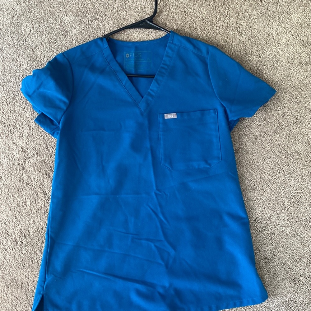 FIGS Scrub Top